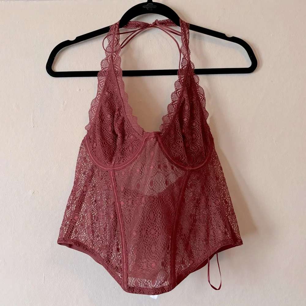 BRAND NEW 'Urban Outfitters' Red/Maroon Lace Bustier Top - Picture 2 of 3